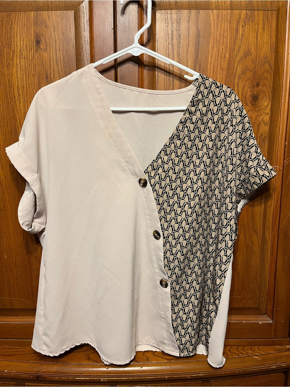 SHEIN Two-Tone V-Neck Button Blouse in Beige and Black Pattern